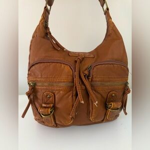 Crossbody leather bag